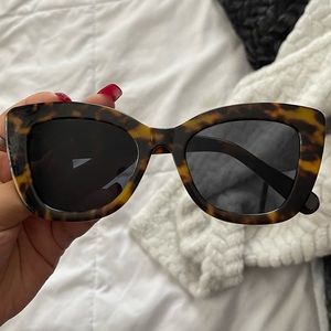 Womens sun glasses